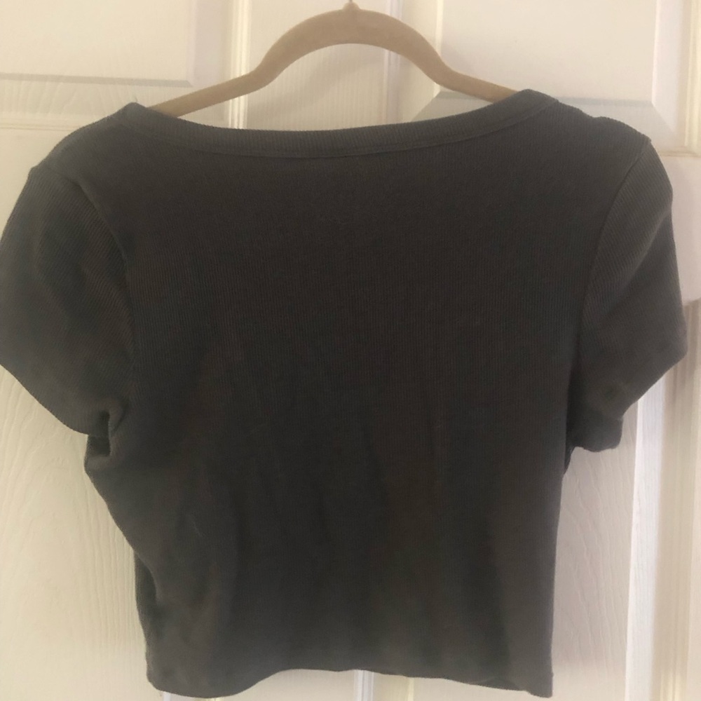 2 H&M Ribbed Crop T Shirts-Large - Picture 7 of 8